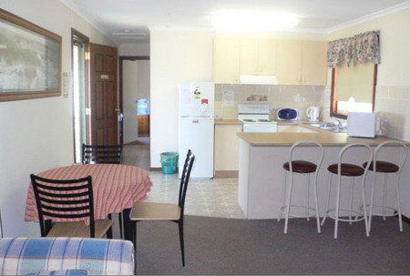 Back Obourke Accommodation - Accommodation Brunswick Heads 4