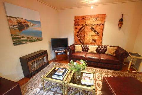 Adelaide Serviced Apartments - William Townhouse - Accommodation Brunswick Heads 0