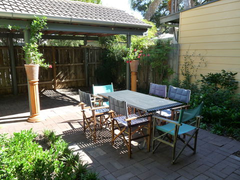 Adelaide Serviced Apartments - William Townhouse - Accommodation Brunswick Heads 2