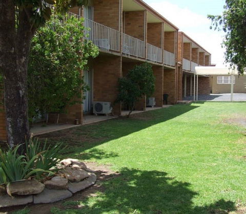Court Street Motel - Accommodation Brunswick Heads 1