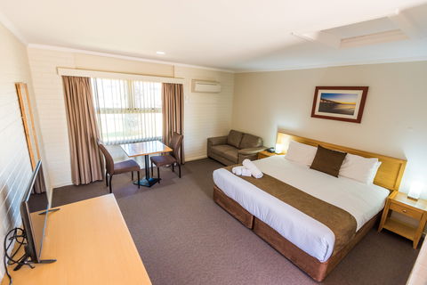 Hospitality Carnarvon, SureStay Collection By Best Western - Accommodation Brunswick Heads 0