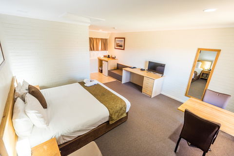 Hospitality Carnarvon, SureStay Collection By Best Western - Accommodation Brunswick Heads 1