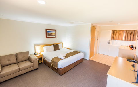 Hospitality Carnarvon, SureStay Collection By Best Western - Accommodation Brunswick Heads 2