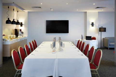 Ibis Perth - Accommodation Brunswick Heads 1