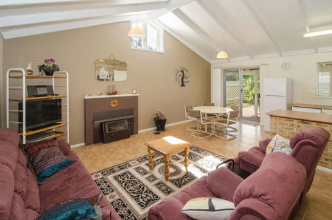 Lens Lair - Accommodation Brunswick Heads 1