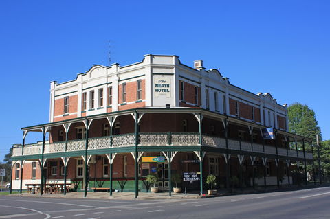 Neath Hotel - Accommodation Brunswick Heads 0