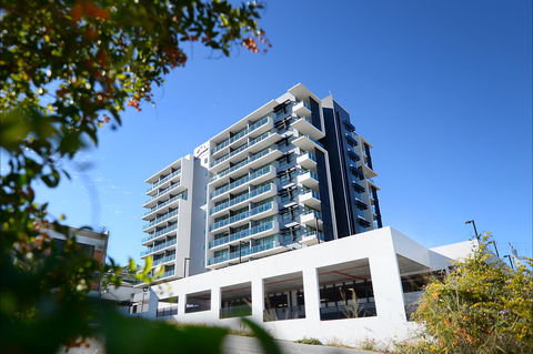 Oaks Gladstone Grand Hotel - Accommodation Brunswick Heads 1