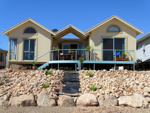 Telly's At Palm Cove - Accommodation Brunswick Heads 0