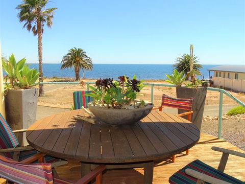 Telly's At Palm Cove - Accommodation Brunswick Heads 1
