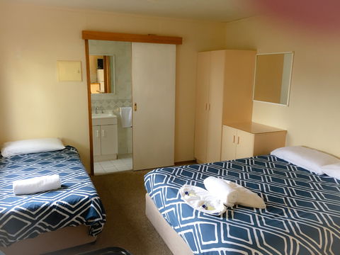 Wagga Wagga Tourist Park - Accommodation Brunswick Heads 1