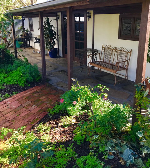 3 Divas Accommodation - The Moscato Cottage - Accommodation Brunswick Heads 0