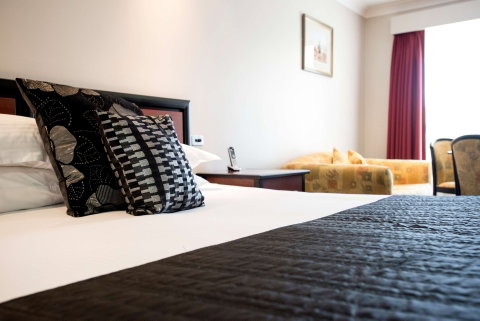 Best Western Plus All Settlers Tamworth - Accommodation Brunswick Heads 1