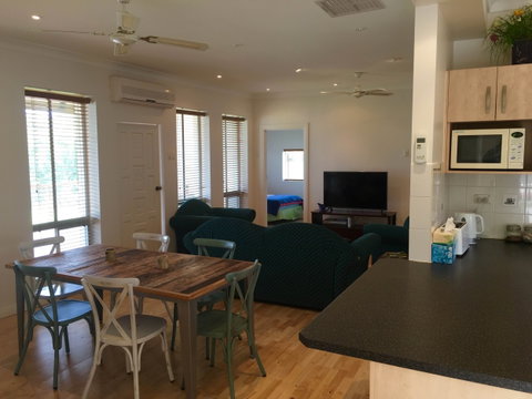 Carry Getaway - Accommodation Brunswick Heads 2