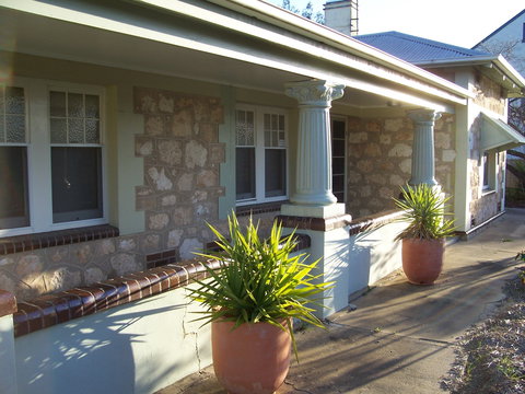 MacDonnell House, Naracoorte - Accommodation Brunswick Heads 0