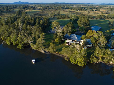 Riverside Holiday Retreat Yamba - Accommodation Brunswick Heads 0