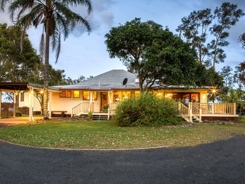 Riverside Holiday Retreat Yamba - Accommodation Brunswick Heads 1