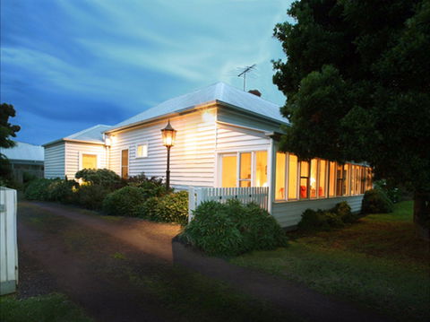 The Lonsdale Palms - Accommodation Brunswick Heads 0