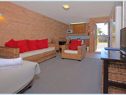 The Lodge Broulee - Accommodation Brunswick Heads 2
