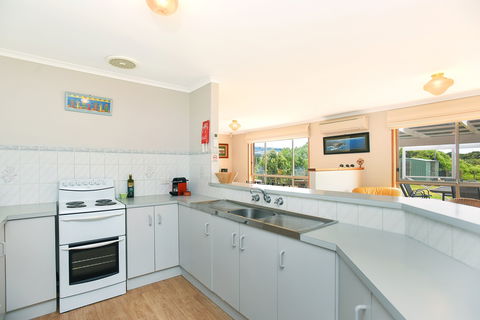 34 Newell Avenue, Middleton - Accommodation Brunswick Heads 0