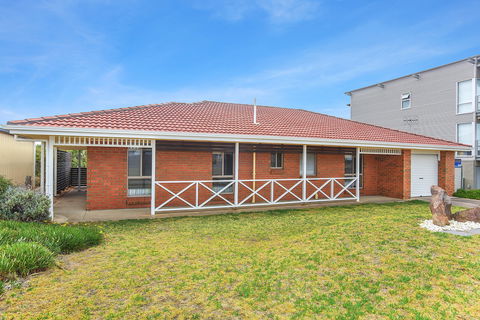 34 Newell Avenue, Middleton - Accommodation Brunswick Heads 2