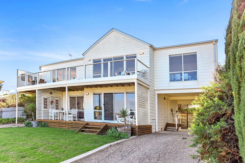 Breezes - Underwood Avenue Goolwa Beach - Accommodation Brunswick Heads 0