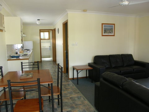 Dolphin Sands Holiday Villas - Accommodation Brunswick Heads 2