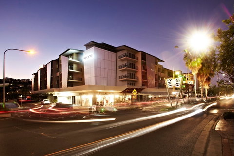 Grand Hotel And Apartments Townsville - Accommodation Brunswick Heads 0