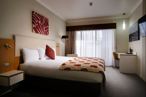 Grand Hotel And Apartments Townsville - Accommodation Brunswick Heads 2