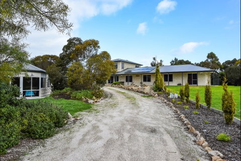 McKinnon's Holiday Home - Accommodation Brunswick Heads 0