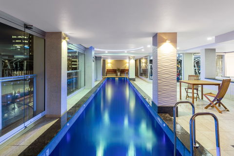 Oaks Adelaide Embassy Suites - Accommodation Brunswick Heads 1