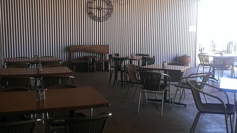 The Port Of Bourke Hotel - Accommodation Brunswick Heads 2