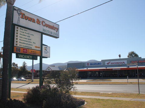 Town And Country Motor Inn - Tamworth - Accommodation Brunswick Heads 1