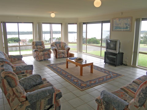 Water View House - Accommodation Brunswick Heads 0