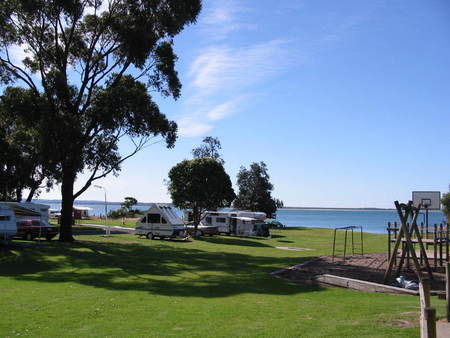 Cowes Caravan Park - Accommodation Brunswick Heads 1