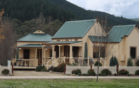 Autumn Affair Cottages  - Accommodation Brunswick Heads 0