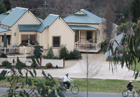 Autumn Affair Cottages  - Accommodation Brunswick Heads 1