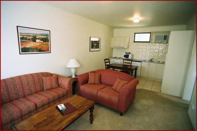 Ballarat Colonial Motor Inn - Accommodation Brunswick Heads 3