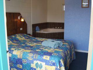 Pelicans Motel San Remo - Accommodation Brunswick Heads 2