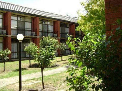 Moe Motor Inn - Accommodation Brunswick Heads 1