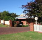 Karri Rose B  B - Accommodation Brunswick Heads