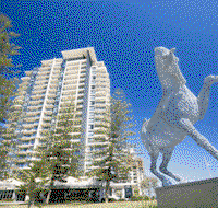 Mantra Broadbeach On The Park - Accommodation Brunswick Heads