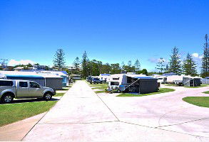 Scarborough Holiday Village - Accommodation Brunswick Heads 3