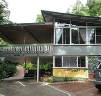 Tree Tops Lodge Cairns - Accommodation Brunswick Heads