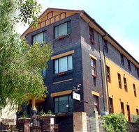 Sinclairs Of Bondi Budget Accommodation - Accommodation Brunswick Heads