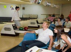 Rosebud Tenpin Bowl - Accommodation Brunswick Heads 3