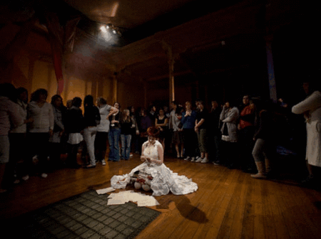 Zen Zen Zo Physical Theatre - Accommodation Brunswick Heads 2