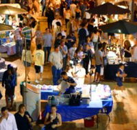 Surfers Paradise Beachfront Markets - Accommodation Brunswick Heads