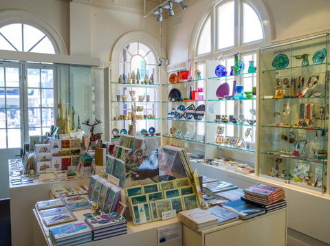 Cairns Regional Gallery - Accommodation Brunswick Heads 3