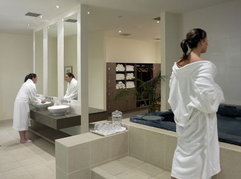 The Golden Door Spa & Health Club At Mirage Resort - Accommodation Brunswick Heads 1