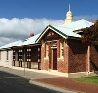 Artgeo Cultural Complex - Old Courthouse - Accommodation Brunswick Heads